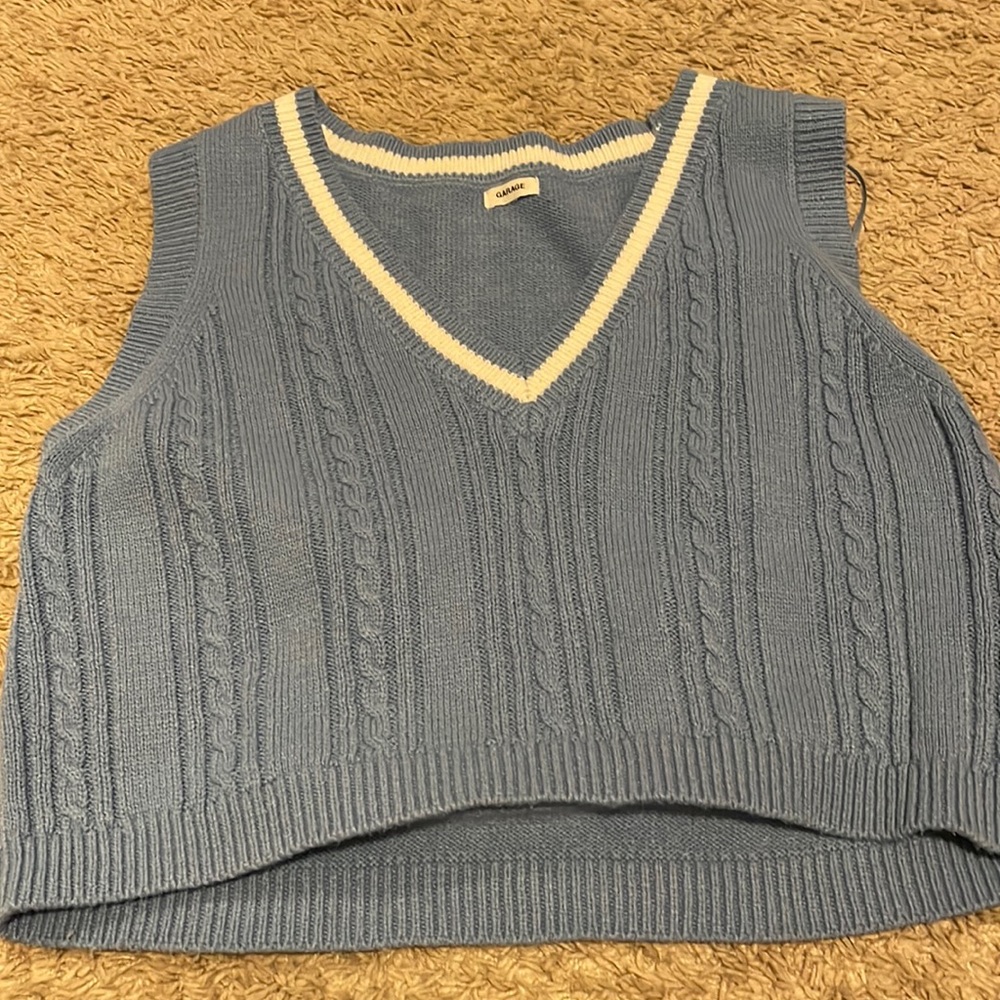 Blue top